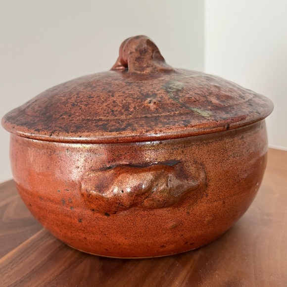 SELFRIDGE Signed Art Pottery Glazed Ceramic Bowl & Lid Side Handles Made Canada - Picture 4 of 17